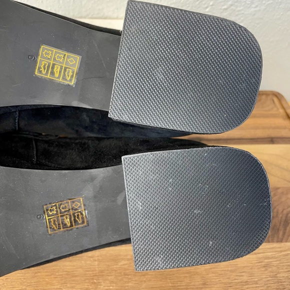 Jeffrey Campbell Suede Block Heel Loafers Gold Horsebit Hardware Size 9 Timeless - Picture 9 of 10